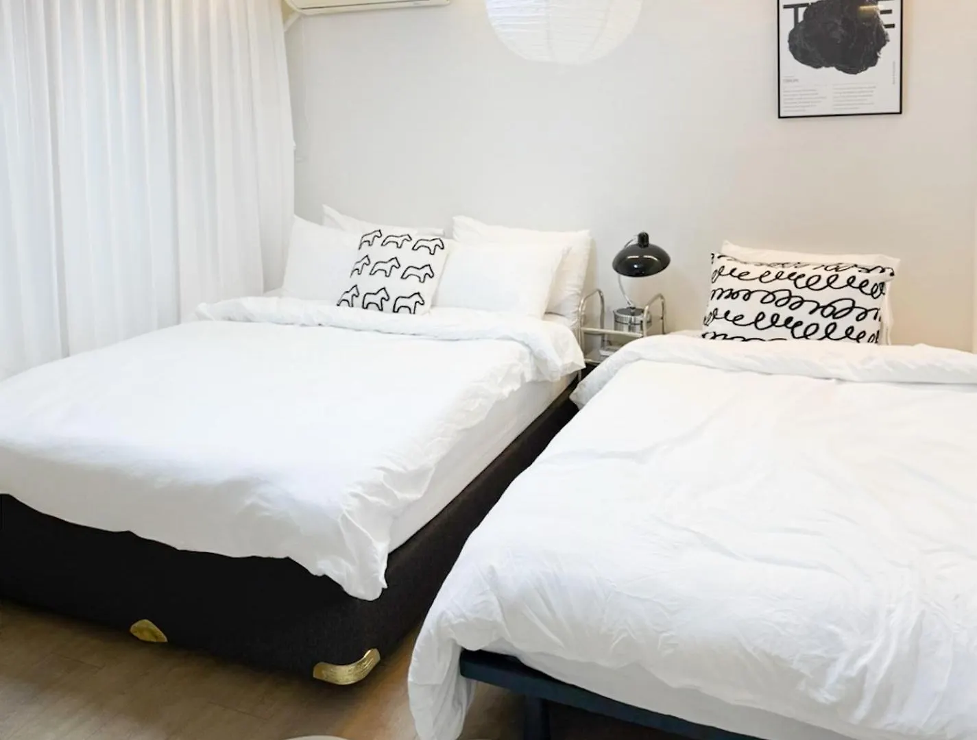 Near Lotte World, Kspo Dome, Coex, Olympic Park, 2 Rooms, 1 Queen Beds, 2Single Bed, 4 People Σεούλ