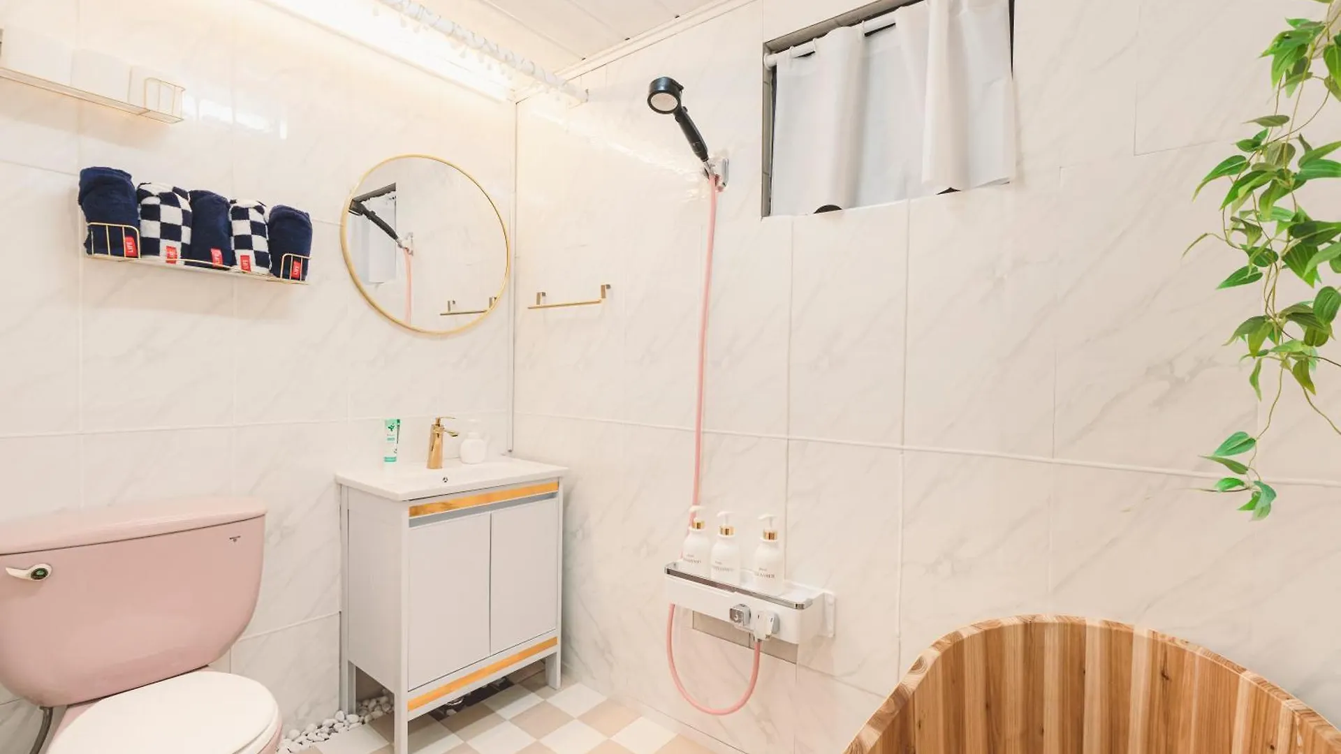 Apartamento Near Lotte World, Kspo Dome, Coex, Olympic Park, 2 Rooms, 1 Queen Beds, 2Single Bed, 4 People Seul